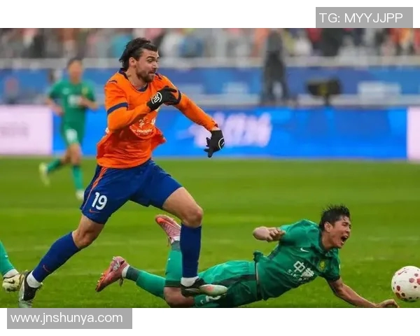 西甲赛程密集对球员健康的挑战及应对措施讨论