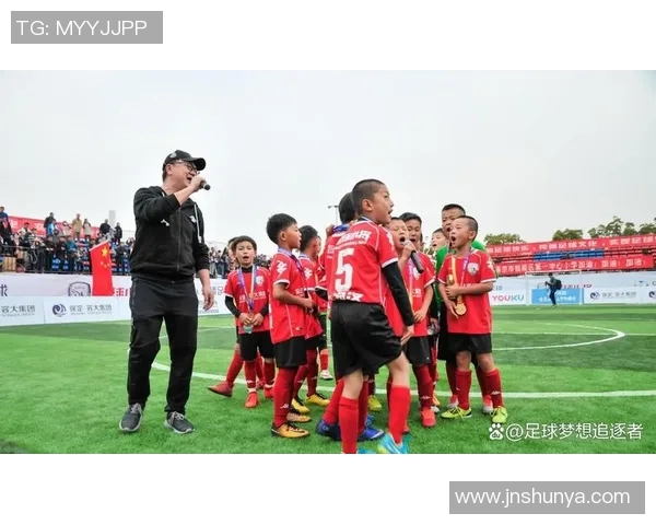 中国足球明星训练营实力对比与排名分析揭秘